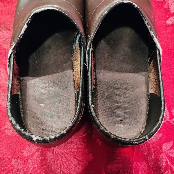 CS Clogs Women's Brown Leather Clogs, Size EU 38.5, US 8, Used - Picture 3 of 6